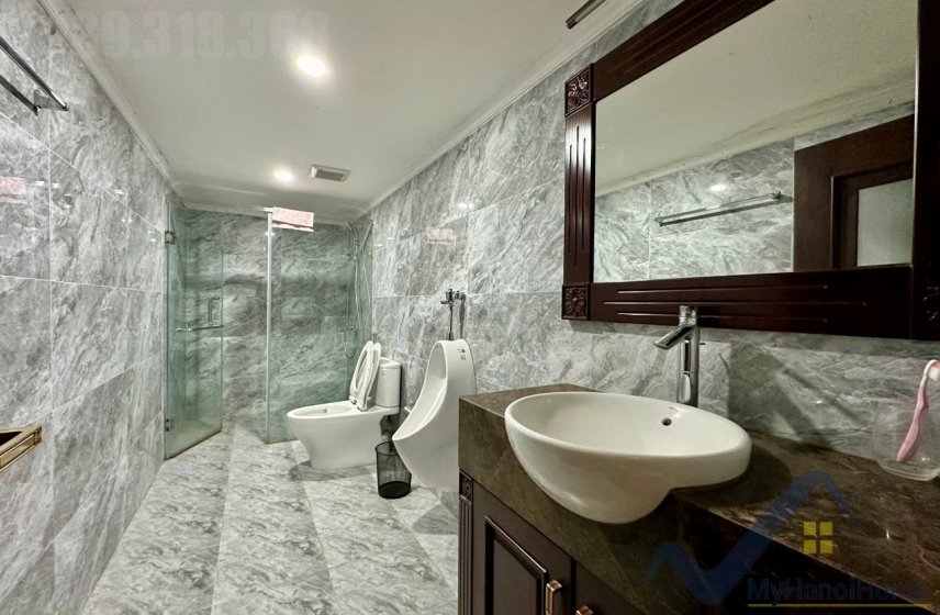 4 bedrooms Villa in Long Bien, Ha Noi, Vietnam No. 26386