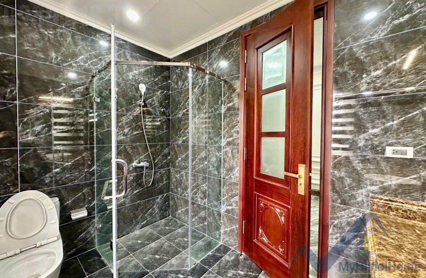 4 bedrooms Villa in Long Bien, Ha Noi, Vietnam No. 26386