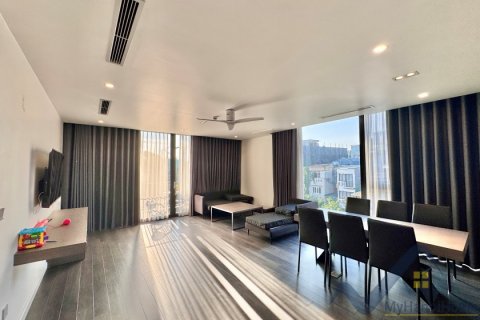 3 bedrooms Apartment in Tay Ho, Ha Noi, No. 26376 2