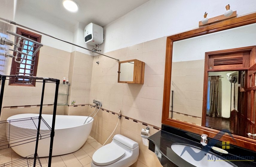 5 bedrooms Villa in Tay Ho, Ha Noi, Vietnam No. 26378