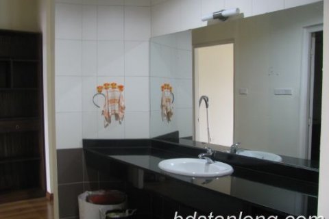 3 bedrooms Apartment in Tay Ho, Ha Noi, No. 8668 4