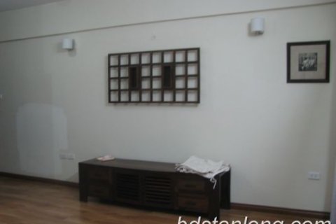 3 bedrooms Apartment in Tay Ho, Ha Noi, No. 8668 7