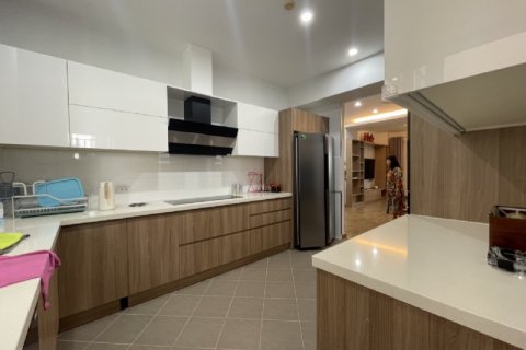 Квартира с 4 спальнями в Тэйхо, Ханой , № 24413 2