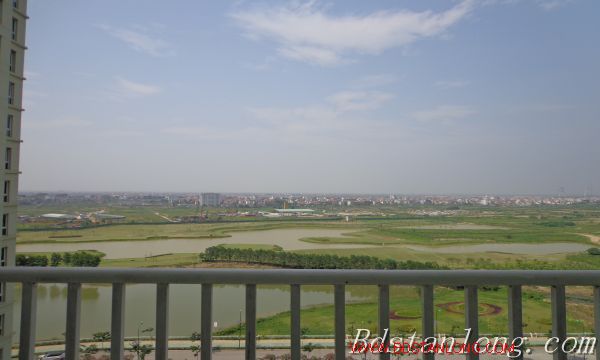 Квартира с 4 спальнями в Тэйхо, Ханой, Вьетнам № 7806