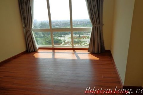 4 bedrooms Apartment in Tay Ho, Ha Noi,  No. 7806 4