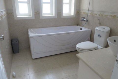 4 bedrooms Villa in Tay Ho, Ha Noi, No. 6210 24