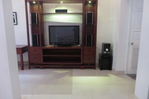4 bedrooms Villa in Tay Ho, Ha Noi, No. 6210 8