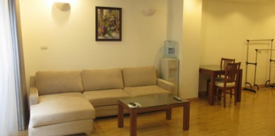 Квартира с 1 спальней в Хоанкьем, Ханой , № 4131