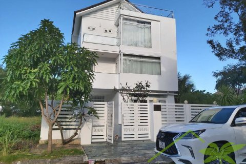 4 bedrooms Villa in Nha Trang, No. 28511