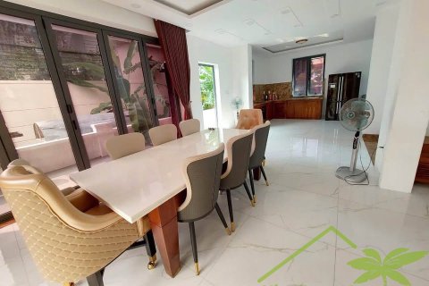 6 bedrooms Villa in Nha Trang, No. 28592 3