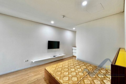 Квартира с 2 спальнями в Лонгбьен, Ханой , № 20380 10