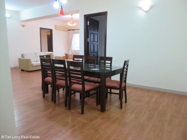 4 bedrooms Apartment in Tay Ho, Ha Noi, Vietnam No. 6288