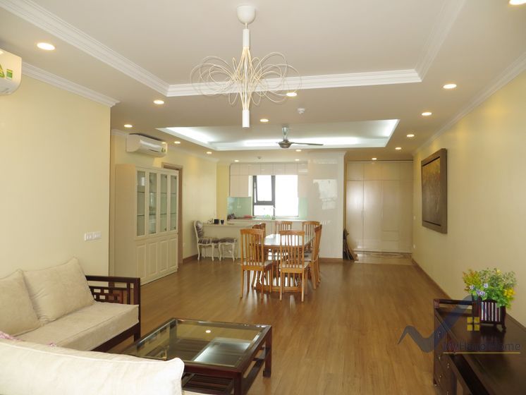 3 bedrooms Apartment in Long Bien, Ha Noi, Vietnam No. 19291