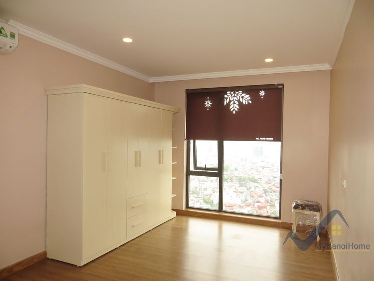 3 bedrooms Apartment in Long Bien, Ha Noi, Vietnam No. 19291