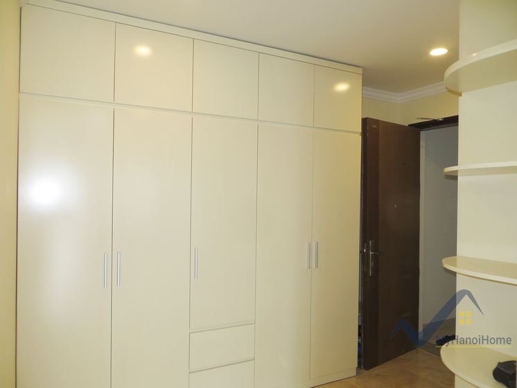 3 bedrooms Apartment in Long Bien, Ha Noi, Vietnam No. 19291