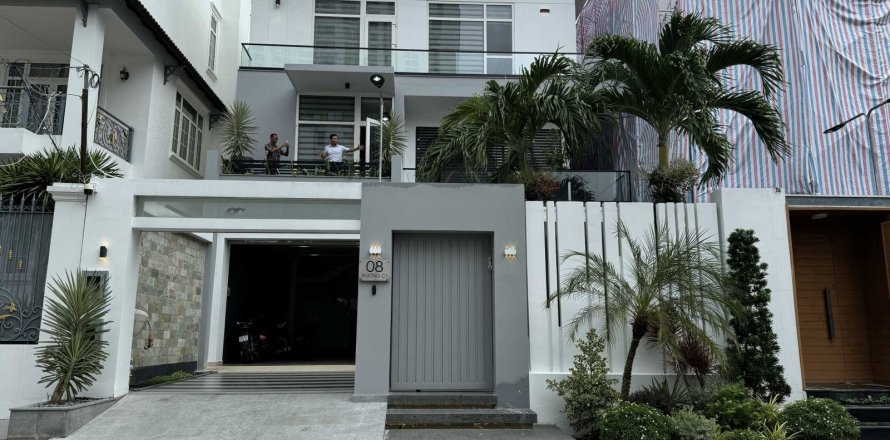 Studio Villa in District 7, Ho Chi Minh,  No. 24525