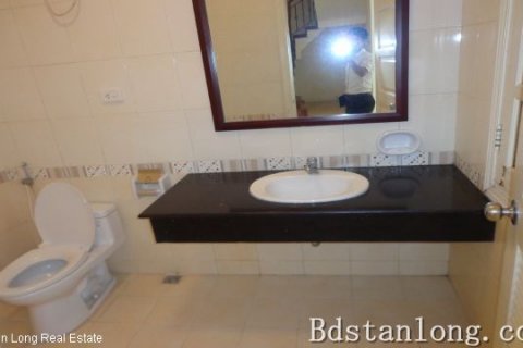 4 bedrooms House in Bac Tu Liem, Ha Noi,  No. 8053 9