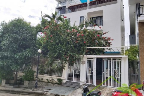 9 bedrooms Villa in Nha Trang, No. 10539