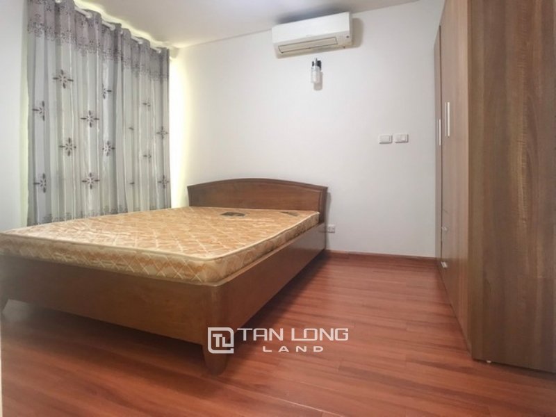 3 bedrooms Apartment in Tay Ho, Ha Noi, Vietnam No. 2444