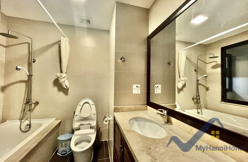 3 bedrooms Apartment in Tay Ho, Ha Noi, Vietnam No. 26548