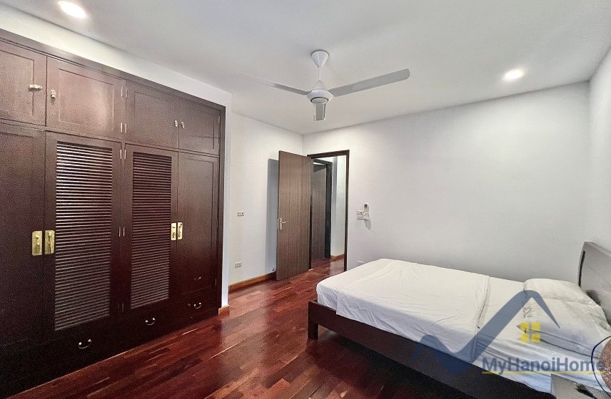 3 bedrooms Apartment in Tay Ho, Ha Noi, Vietnam No. 26548