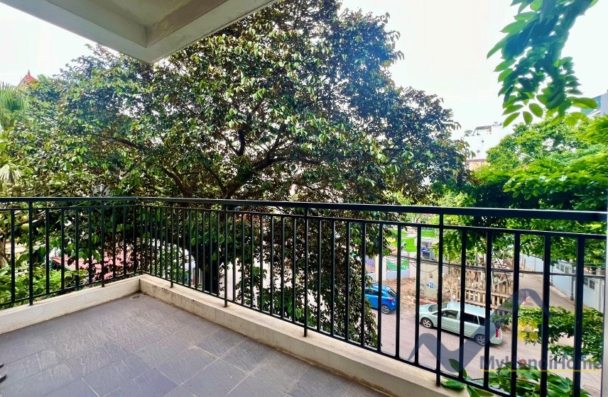 3 bedrooms Apartment in Tay Ho, Ha Noi, Vietnam No. 26548