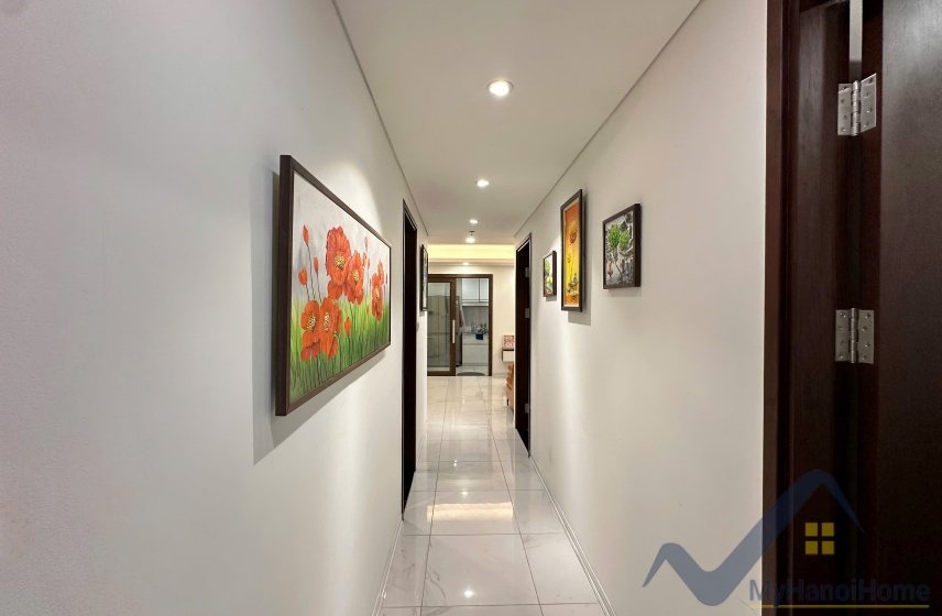 3 bedrooms Apartment in Tay Ho, Ha Noi, Vietnam No. 26431