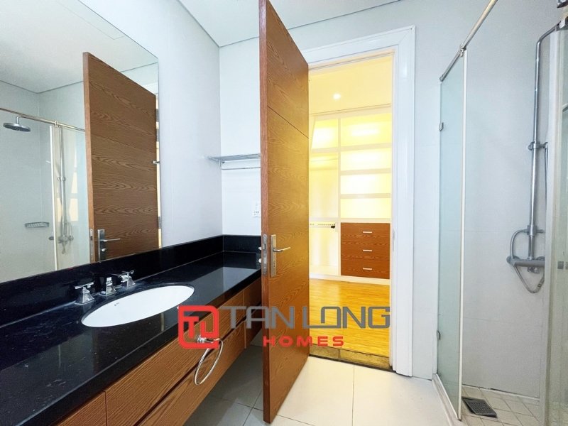 3 bedrooms Villa in Long Bien, Ha Noi, Vietnam No. 2196