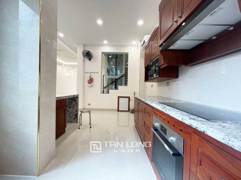 4 bedrooms Villa in Tay Ho, Ha Noi, Vietnam No. 2195