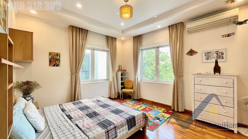 4 bedrooms Villa in Long Bien, Ha Noi, Vietnam No. 19439