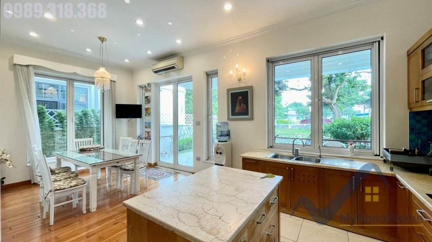 4 bedrooms Villa in Long Bien, Ha Noi, Vietnam No. 19439