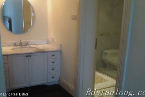 Квартира с 4 спальнями в Намтыльем, Ханой , № 8340