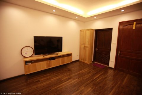 5 bedrooms Villa in Long Bien, Ha Noi, No. 6588 9