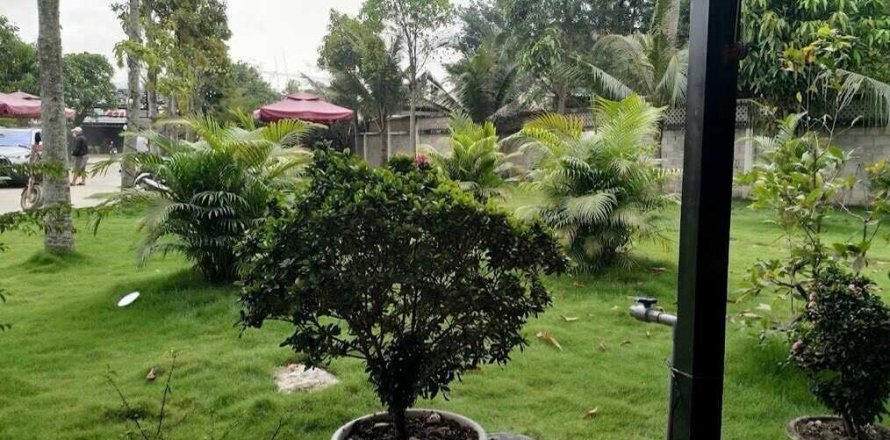 Studio Villa in District 7, Ho Chi Minh,  No. 24160