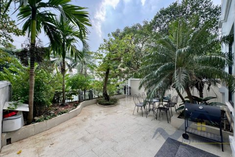 4 bedrooms House in Ha Noi,  No. 27635 7