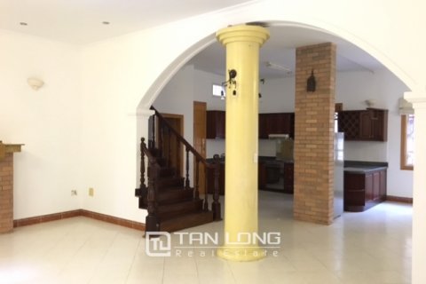 4 bedrooms Villa in Tay Ho, Ha Noi, No. 4318 8