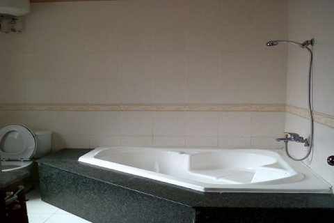 Дом с 4 спальнями в Тэйхо, Ханой , № 4316 13