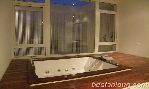 4 bedrooms Villa in Tay Ho, Ha Noi, Vietnam No. 4319