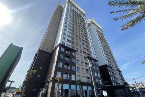 Квартира студия в Тхузаумот,  № 25695 14