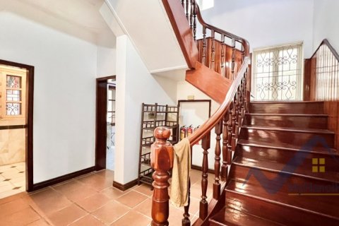 5 bedrooms Villa in Tay Ho, Ha Noi, No. 18878 8