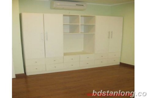 4 bedrooms Apartment in Tay Ho, Ha Noi, No. 7743 9