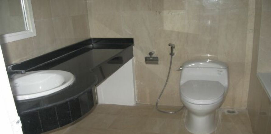 4 bedrooms Apartment in Tay Ho, Ha Noi, No. 7746