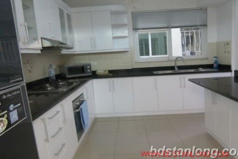 4 bedrooms Apartment in Tay Ho, Ha Noi, No. 7748 6