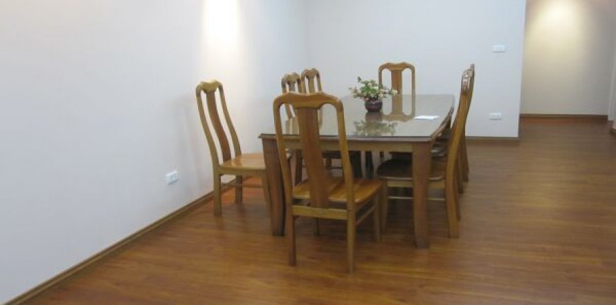 4 bedrooms Apartment in Tay Ho, Ha Noi, No. 7748