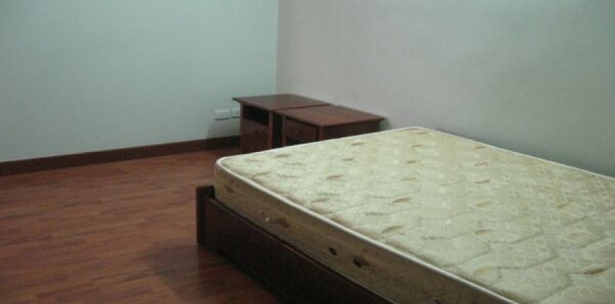 3 bedrooms Apartment in Tay Ho, Ha Noi,  No. 7747
