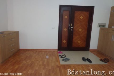Квартира с 3 спальнями в Тэйхо, Ханой , № 7664
