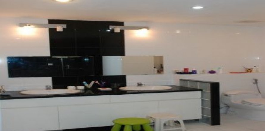 3 bedrooms Apartment in Tay Ho, Ha Noi, No. 7660