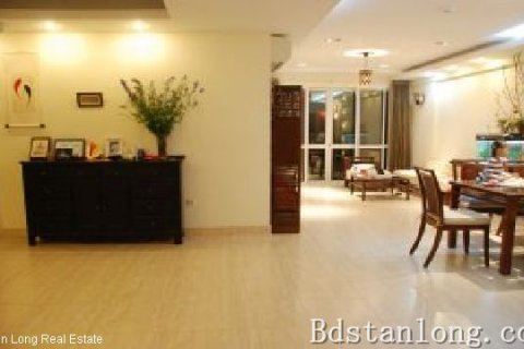 3 bedrooms Apartment in Tay Ho, Ha Noi, No. 7660 2