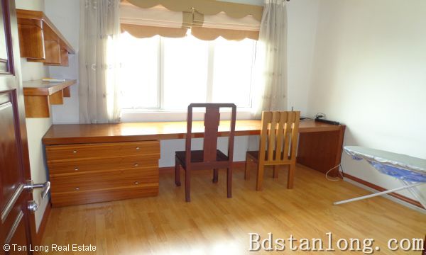 3 bedrooms Apartment in Tay Ho, Ha Noi, Vietnam No. 7663