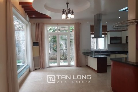 5 bedrooms Apartment in Tay Ho, Ha Noi, No. 3394